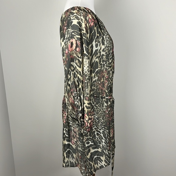 SHAN Leopard Print Silk Viscose 3/4 Sleeve Tunic Peasant Top Coverup Sz 10/M - Picture 6 of 16